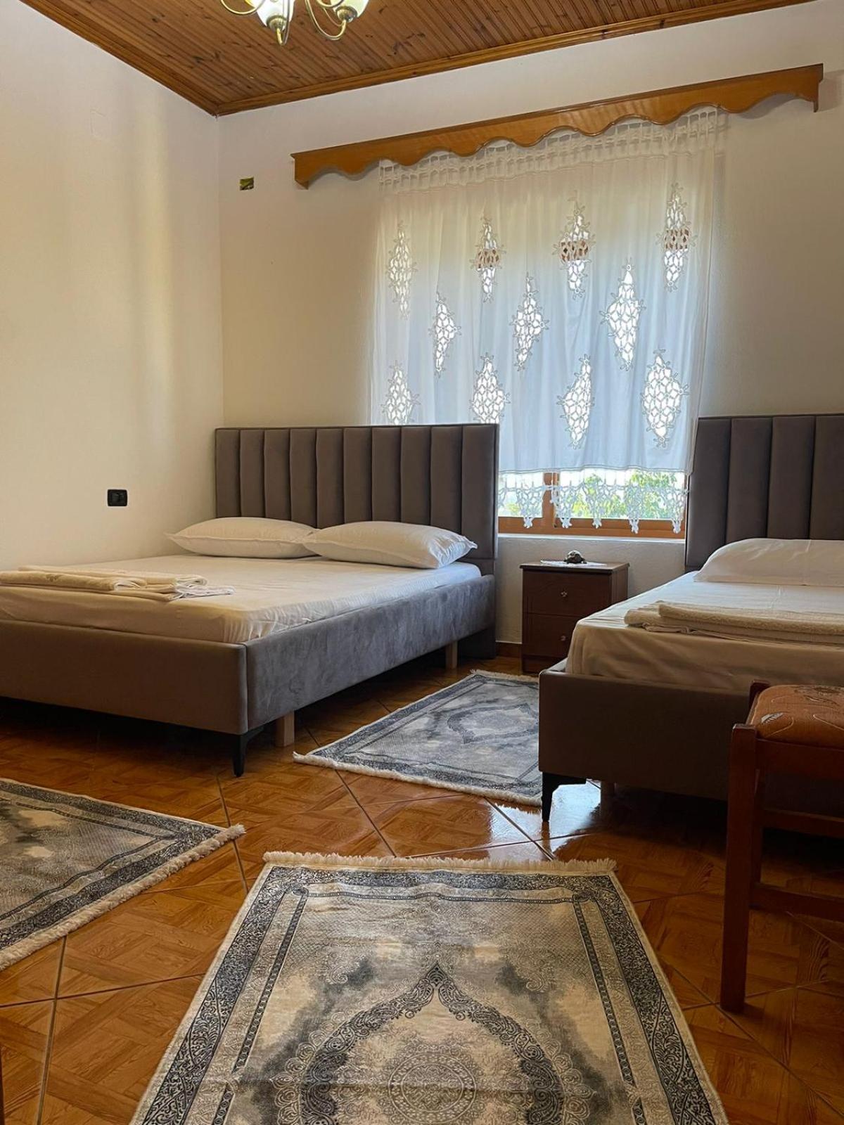 Guest House Lengo Gjirokaster Exterior photo