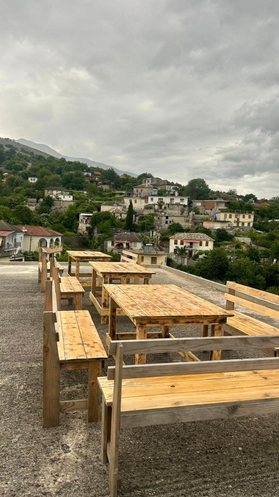 Guest House Lengo Gjirokaster Exterior photo